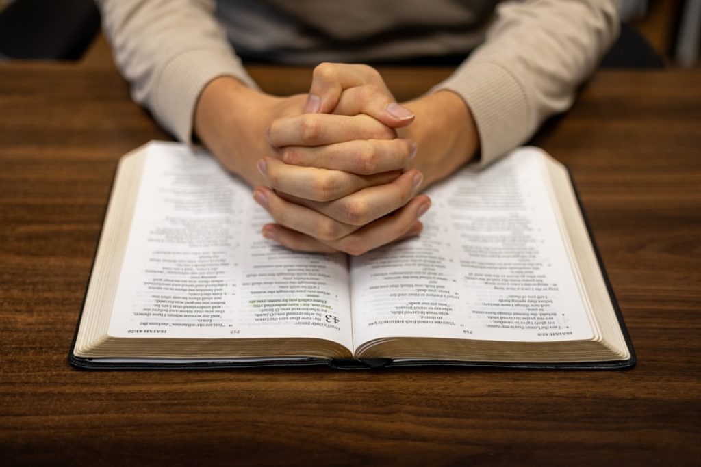 Photo Praying hands